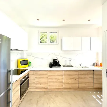 Tres Jolie Bianca, Maison Avec Jardin Prive A *