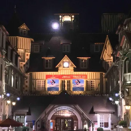 Tres Jolie Bianca, Maison Avec Jardin Prive A *