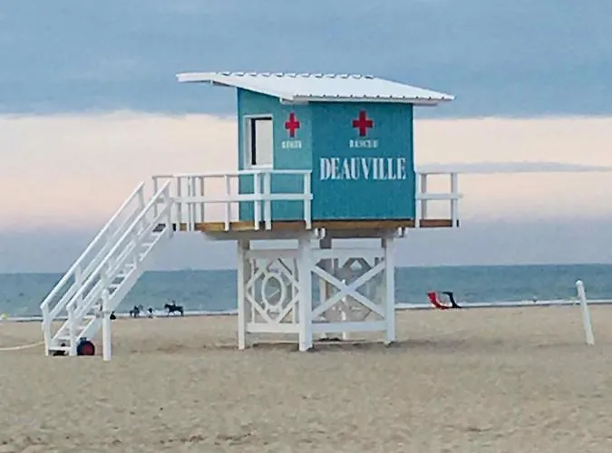 Très Jolie Bianca, Maison Avec Jardin Privé à * Deauville